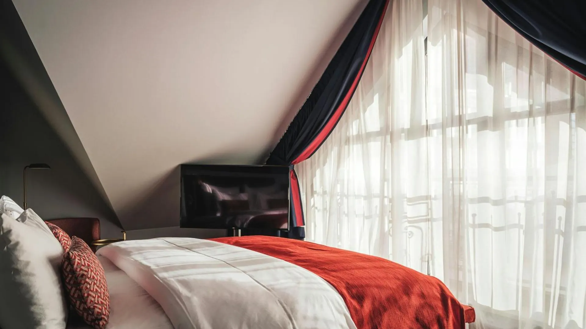 **** Отель Lume Boutique Hotel, Autograph Collection Франкфурт-на-Майне Германия